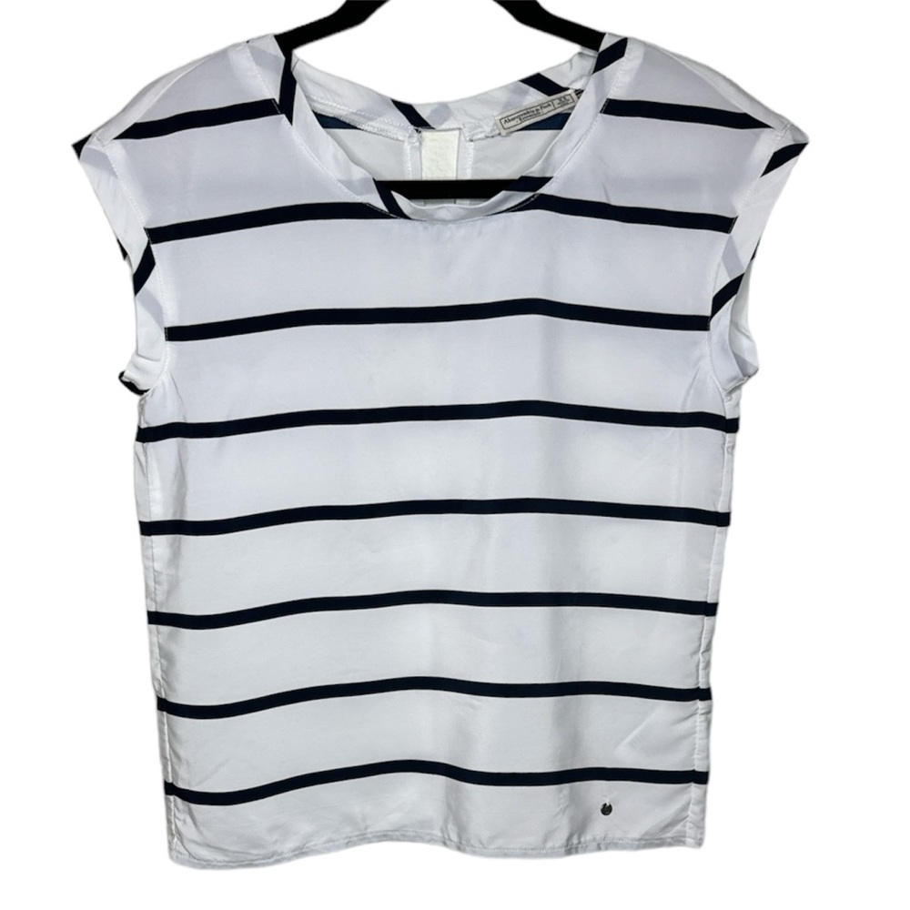 Abercrombie & Fitch Blue and White Striped Blouse Size XS